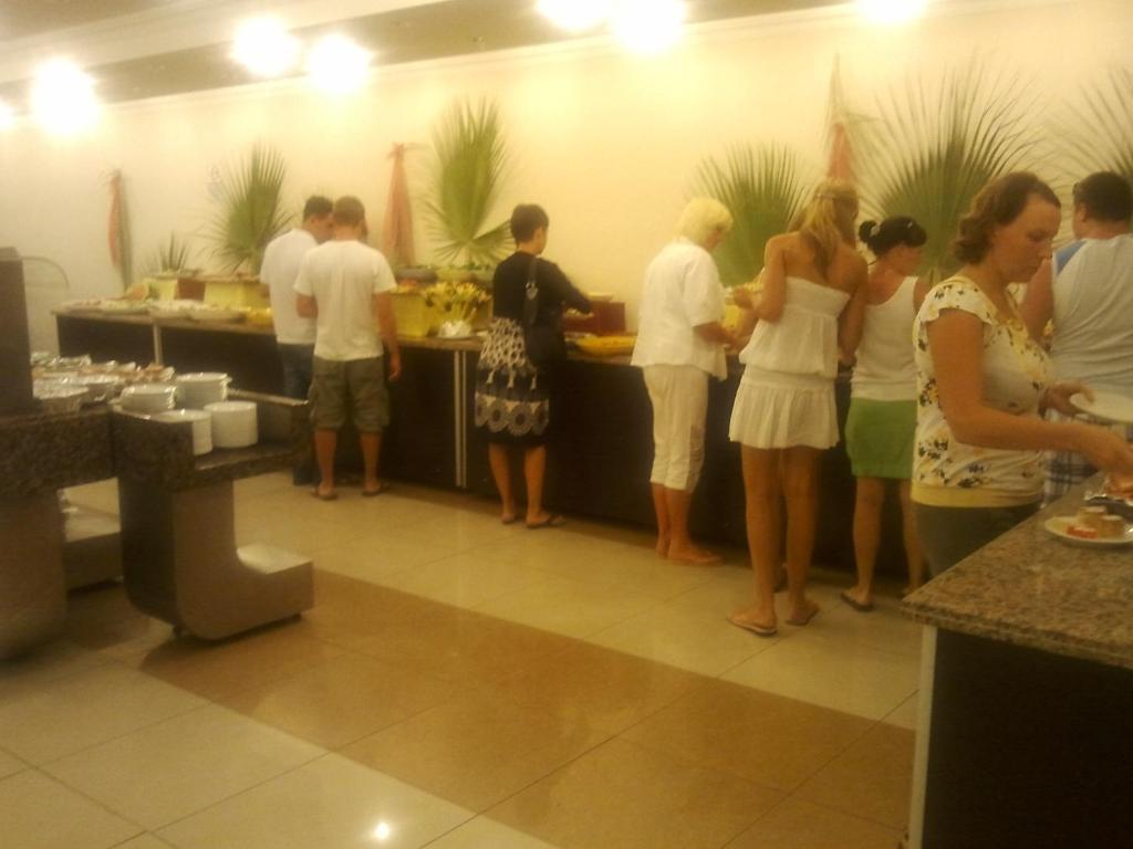 Club Bayar Beach Hotel Алания Экстерьер фото